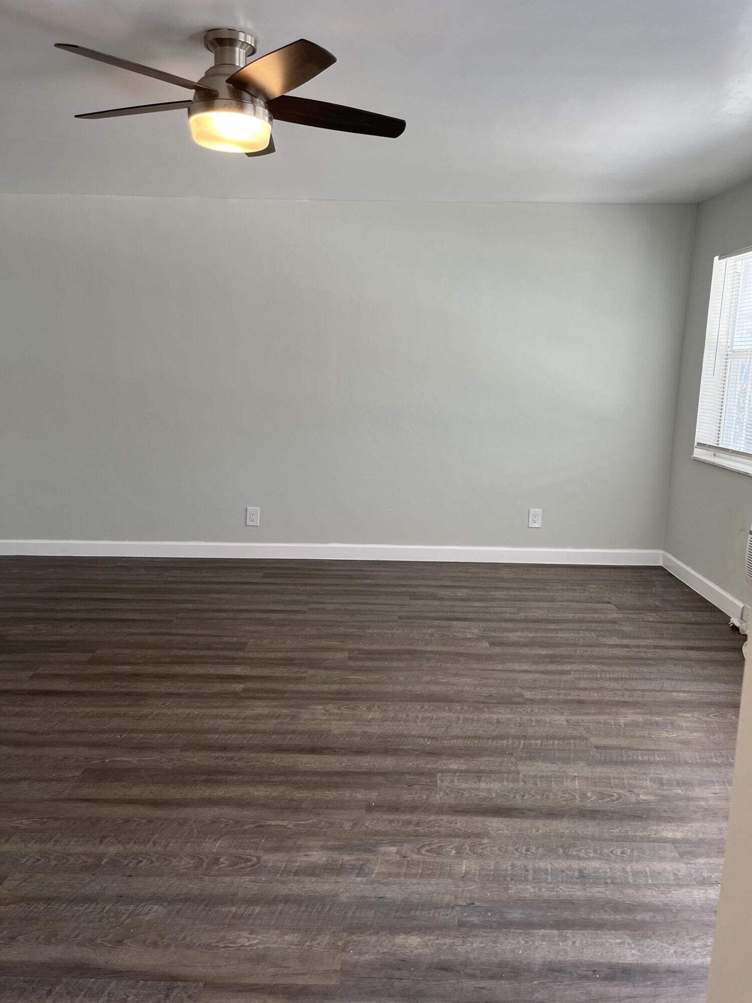 THE COVE / DOWNTOWN DEERFIELD BEACH - Residential Lease