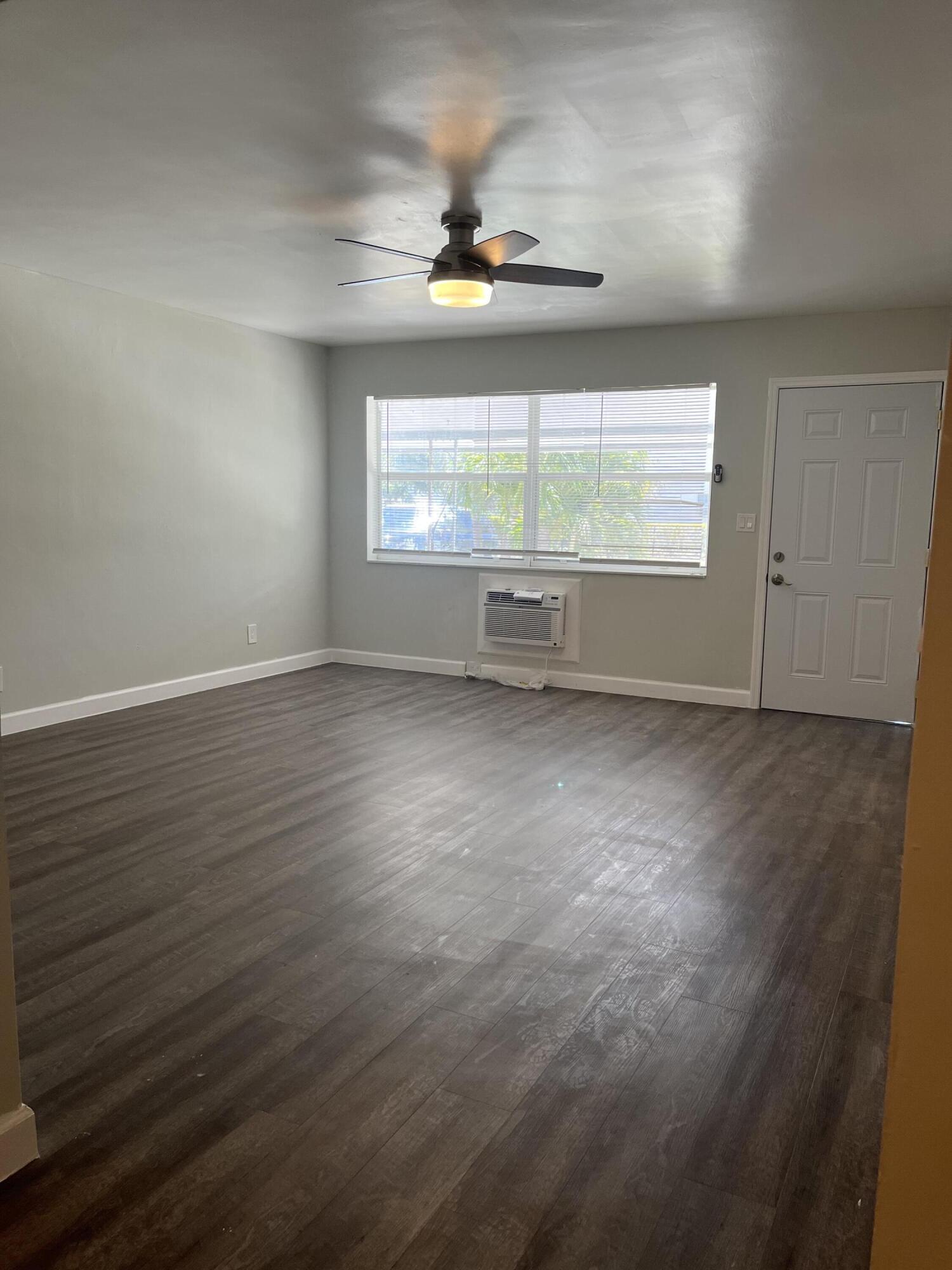THE COVE / DOWNTOWN DEERFIELD BEACH - Residential Lease