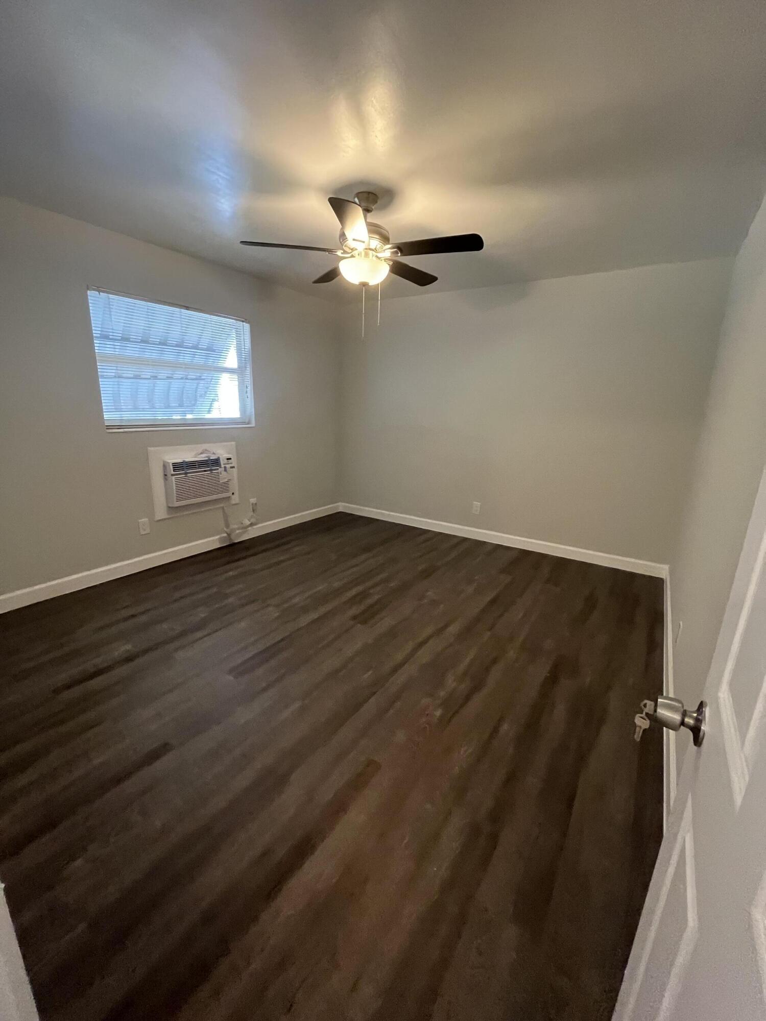 THE COVE / DOWNTOWN DEERFIELD BEACH - Residential Lease
