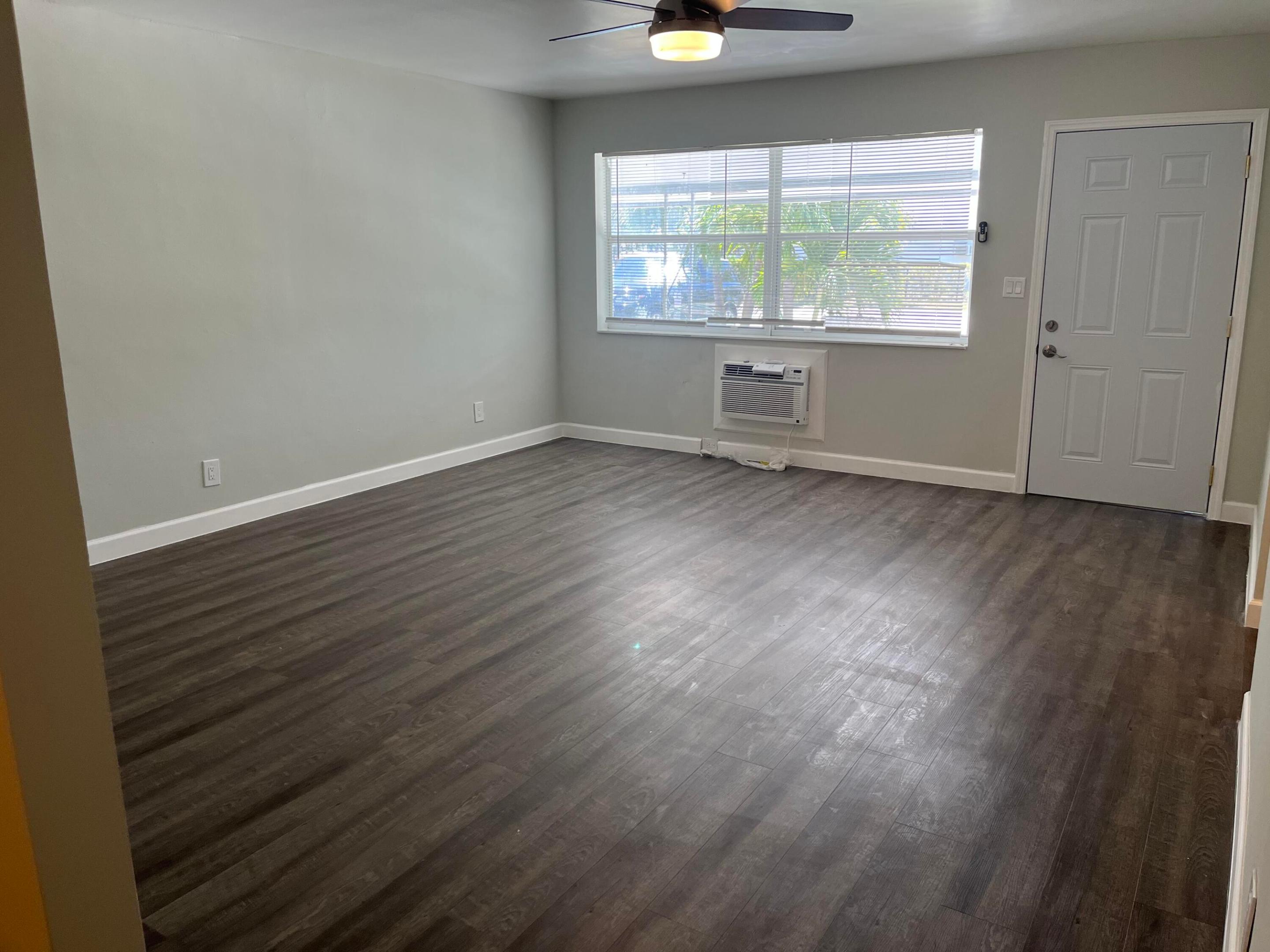 THE COVE / DOWNTOWN DEERFIELD BEACH - Residential Lease
