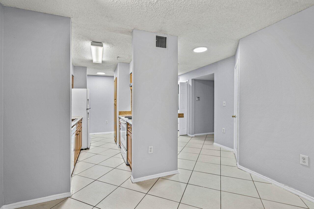 BOYNTON LANDINGS CONDO - Residential Lease