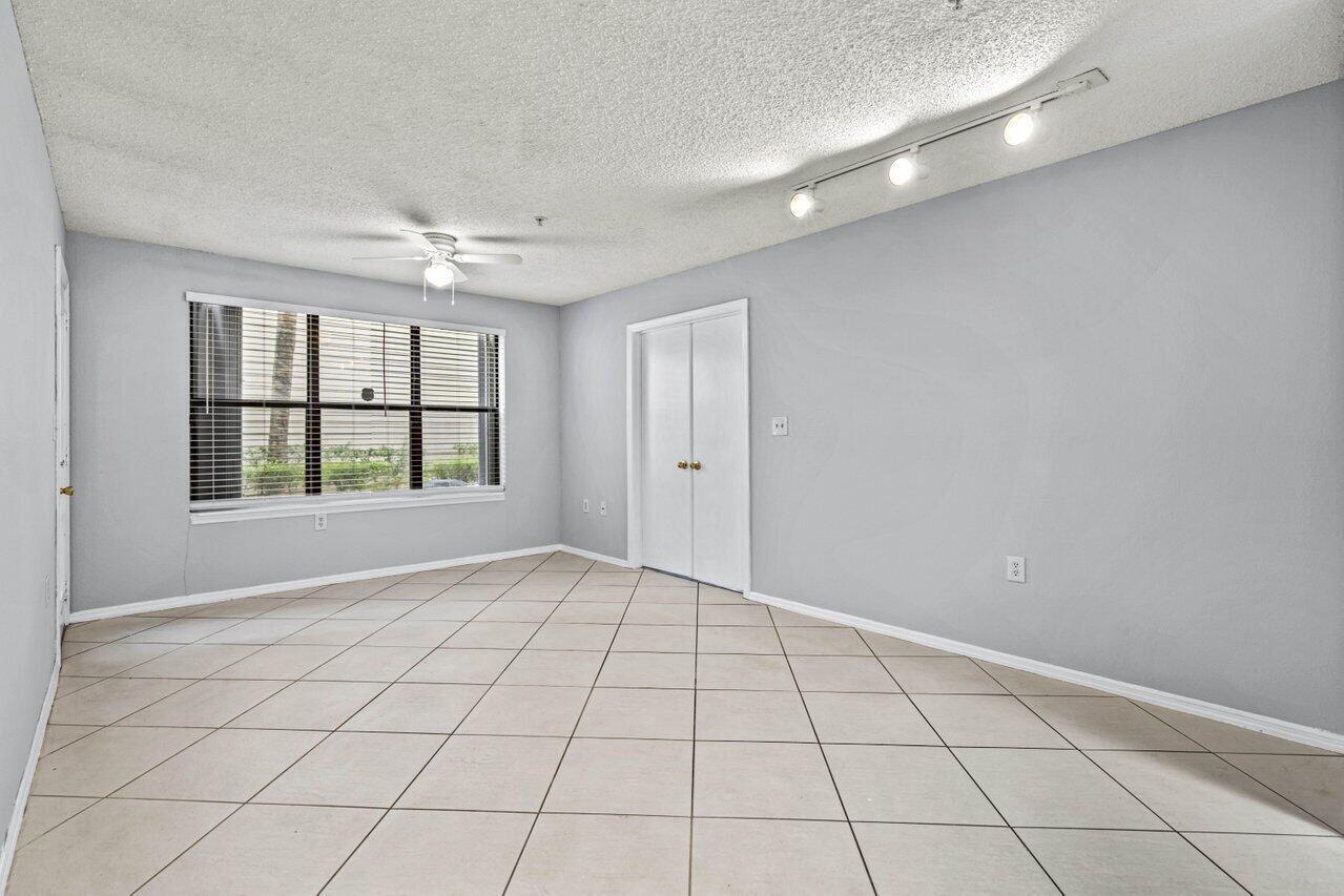 BOYNTON LANDINGS CONDO - Residential Lease