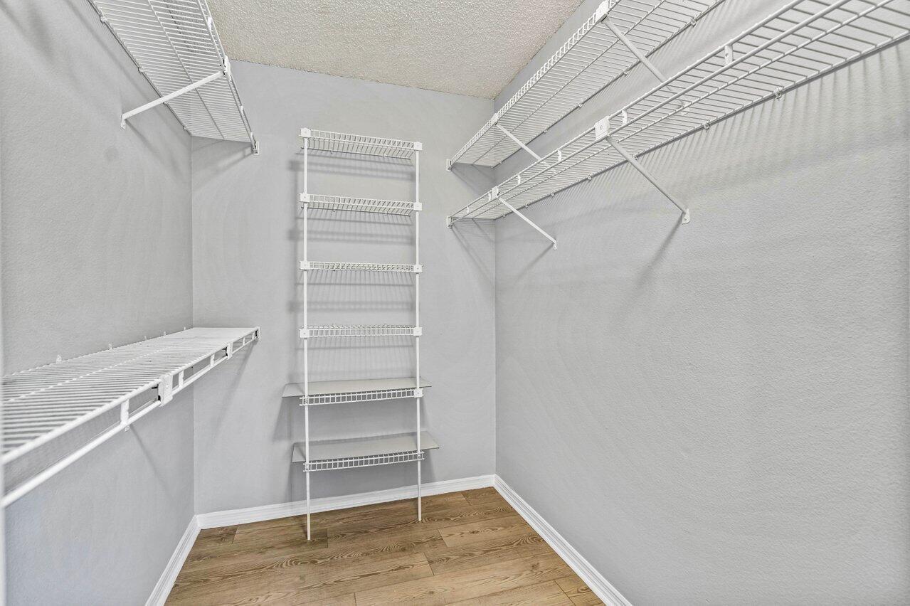 BOYNTON LANDINGS CONDO - Residential Lease