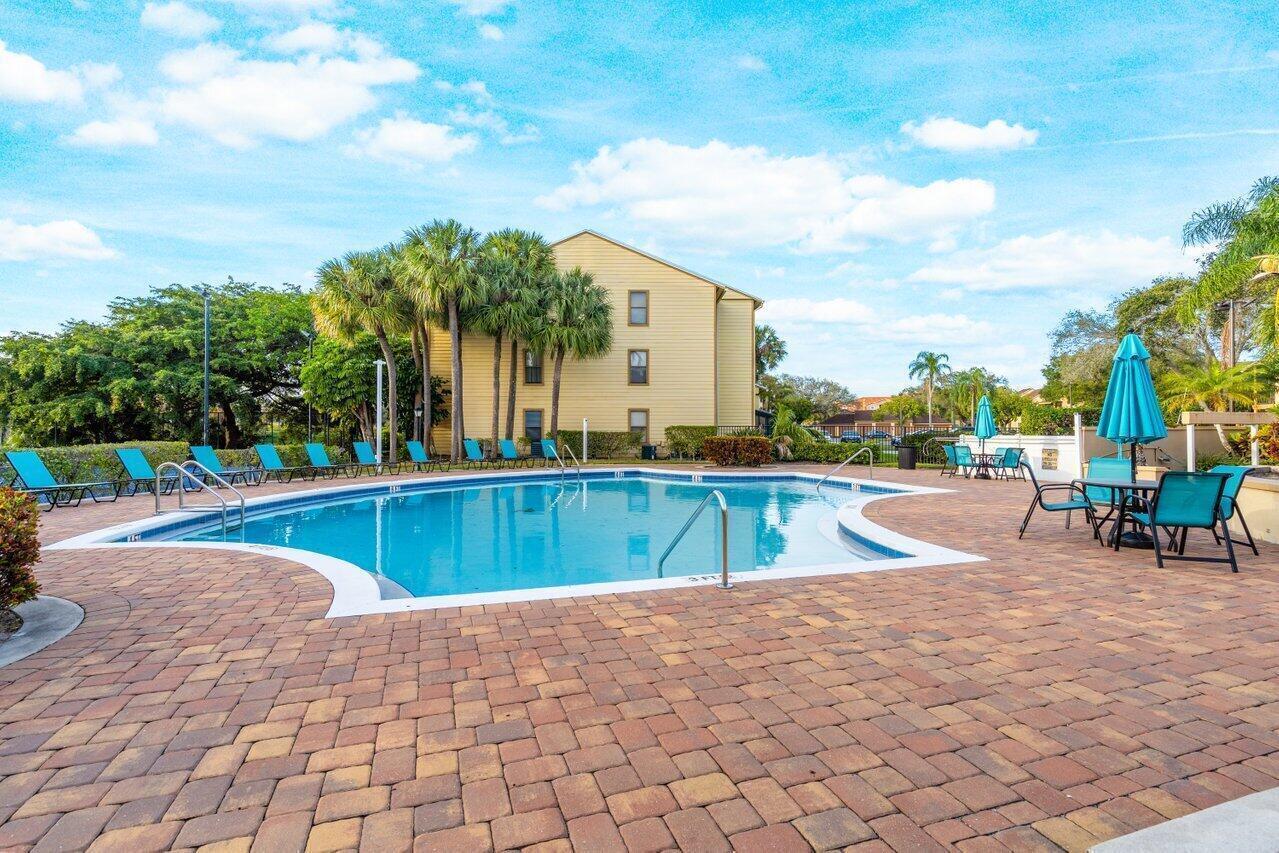 BOYNTON LANDINGS CONDO - Residential Lease