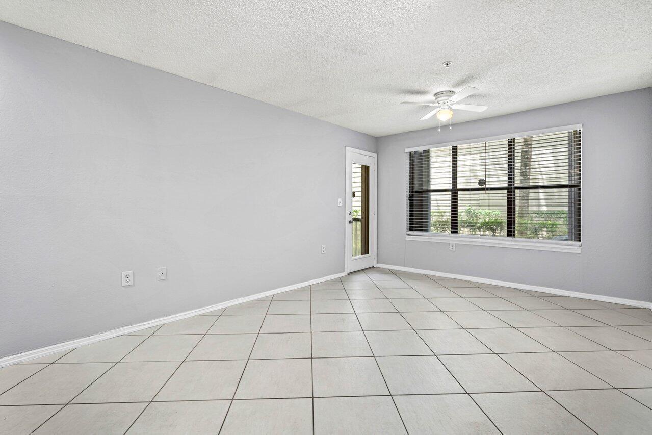 BOYNTON LANDINGS CONDO - Residential Lease