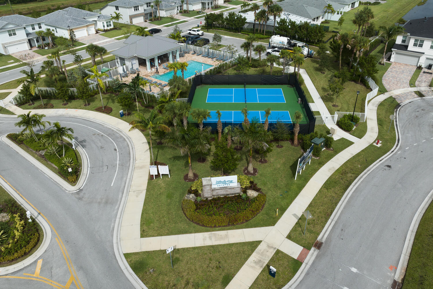 WINDSONG ESTATES - Residential
