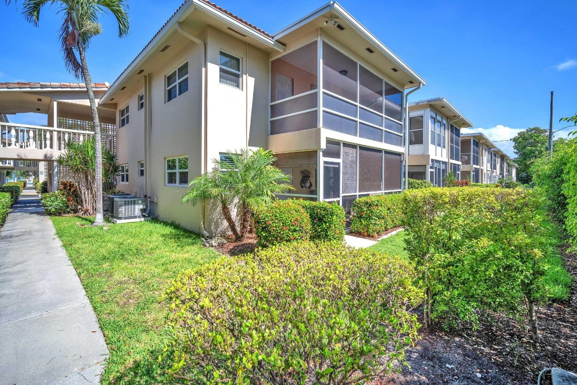Venetian Park Gardens - Residential