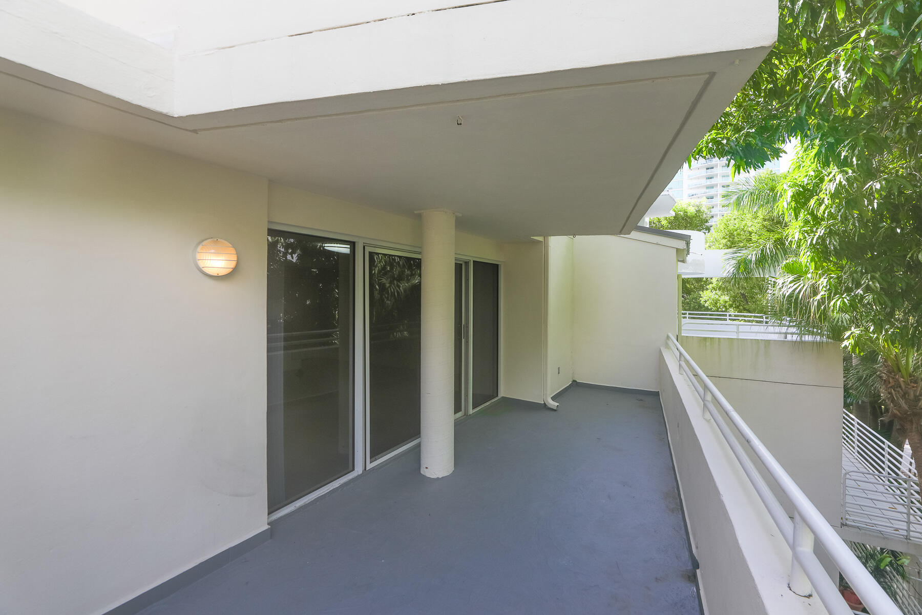 BRICKELLS FLAGLER - Residential Lease