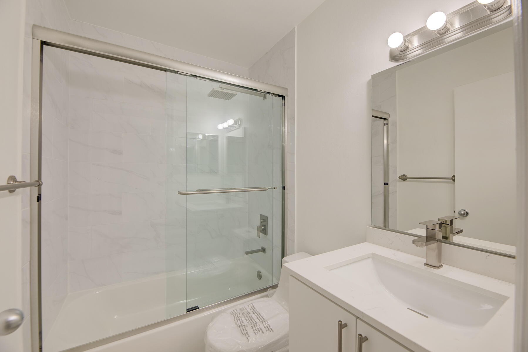 BRICKELLS FLAGLER - Residential Lease