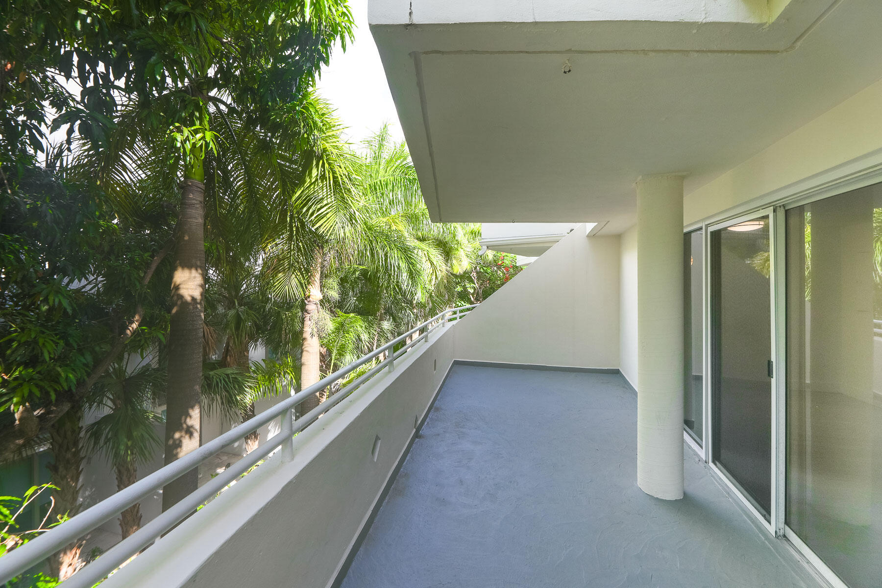 BRICKELLS FLAGLER - Residential Lease
