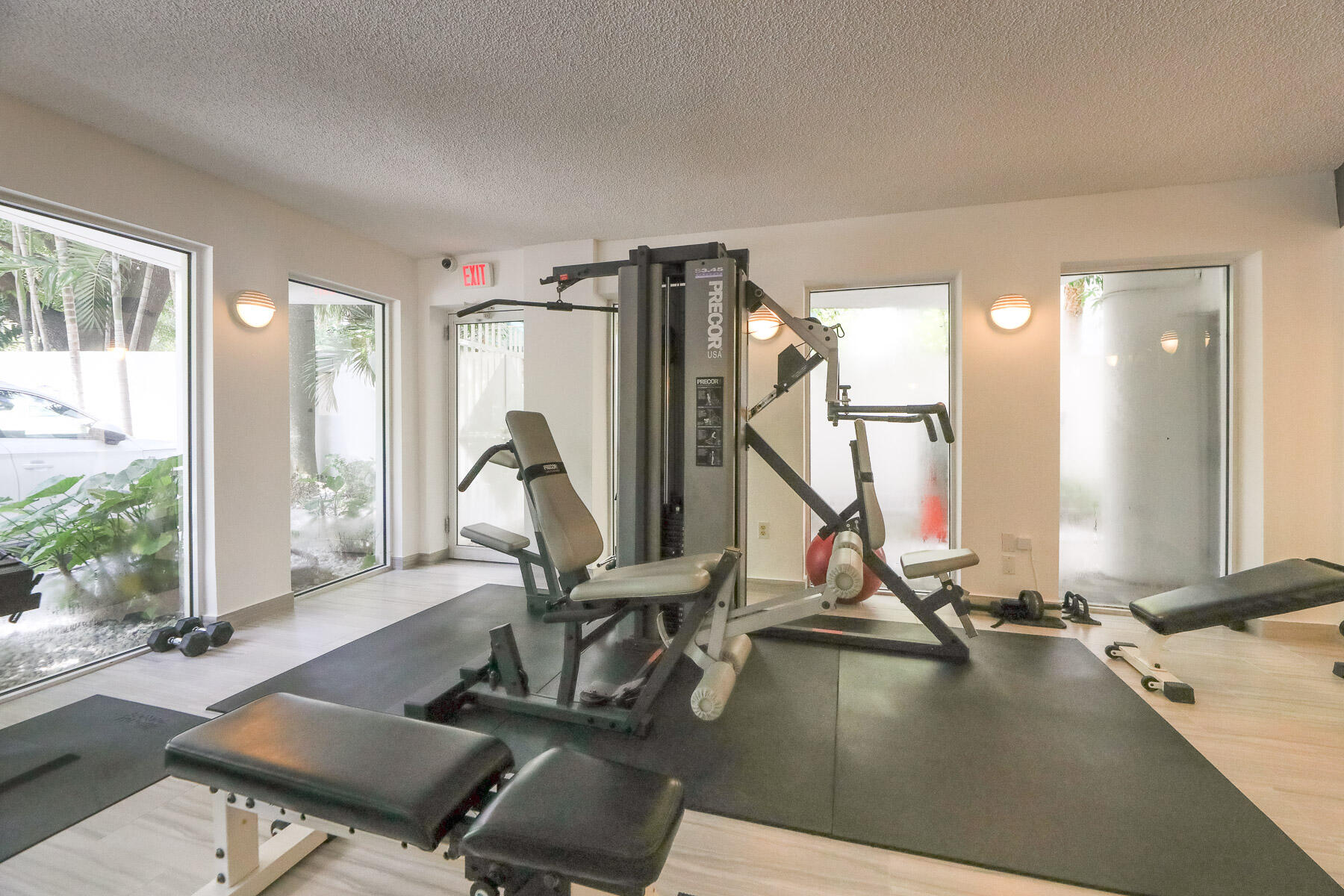 BRICKELLS FLAGLER - Residential Lease