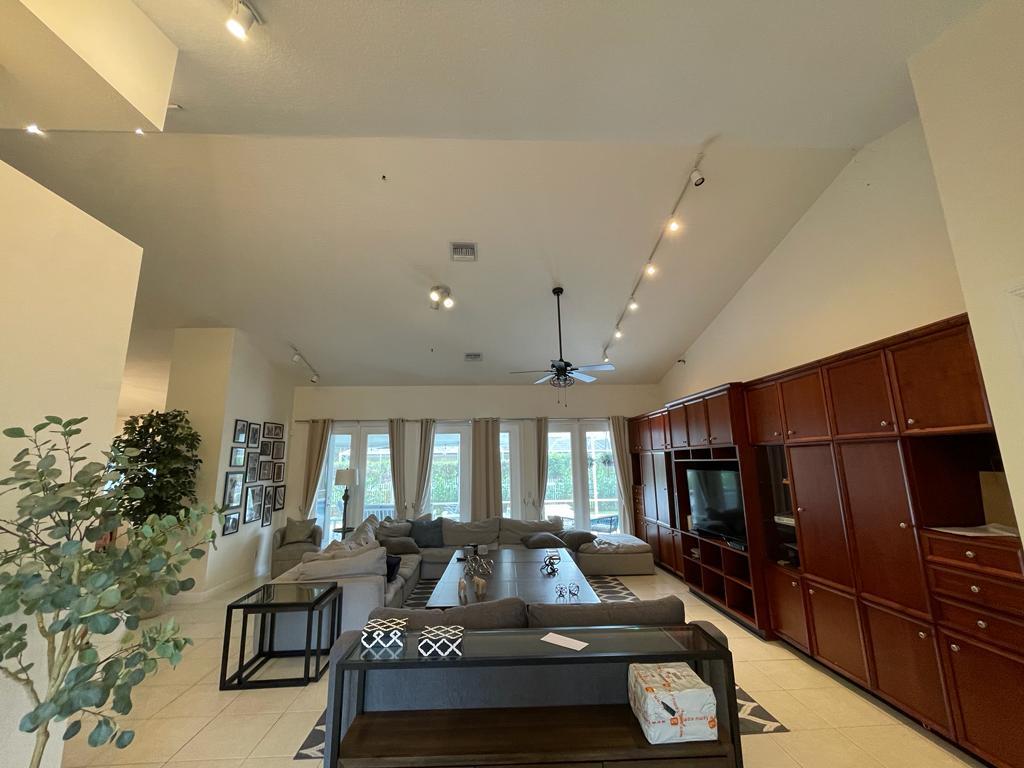 RIVER VISTA SUBDIVISION REPLAT - Residential
