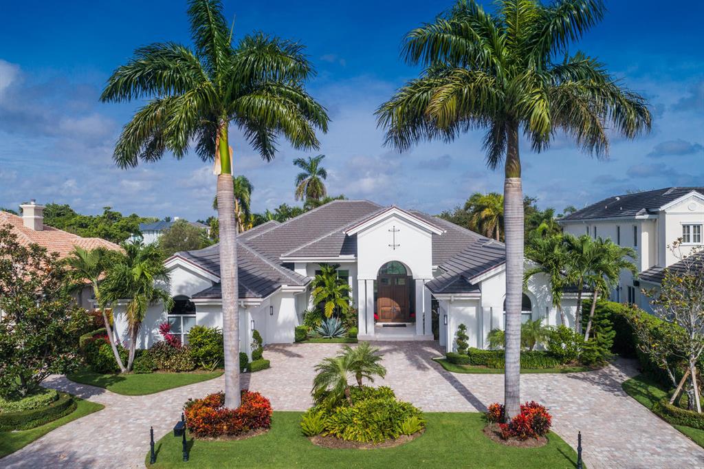 ROYAL PALM YACHT & COUNTRY CLUB - Residential