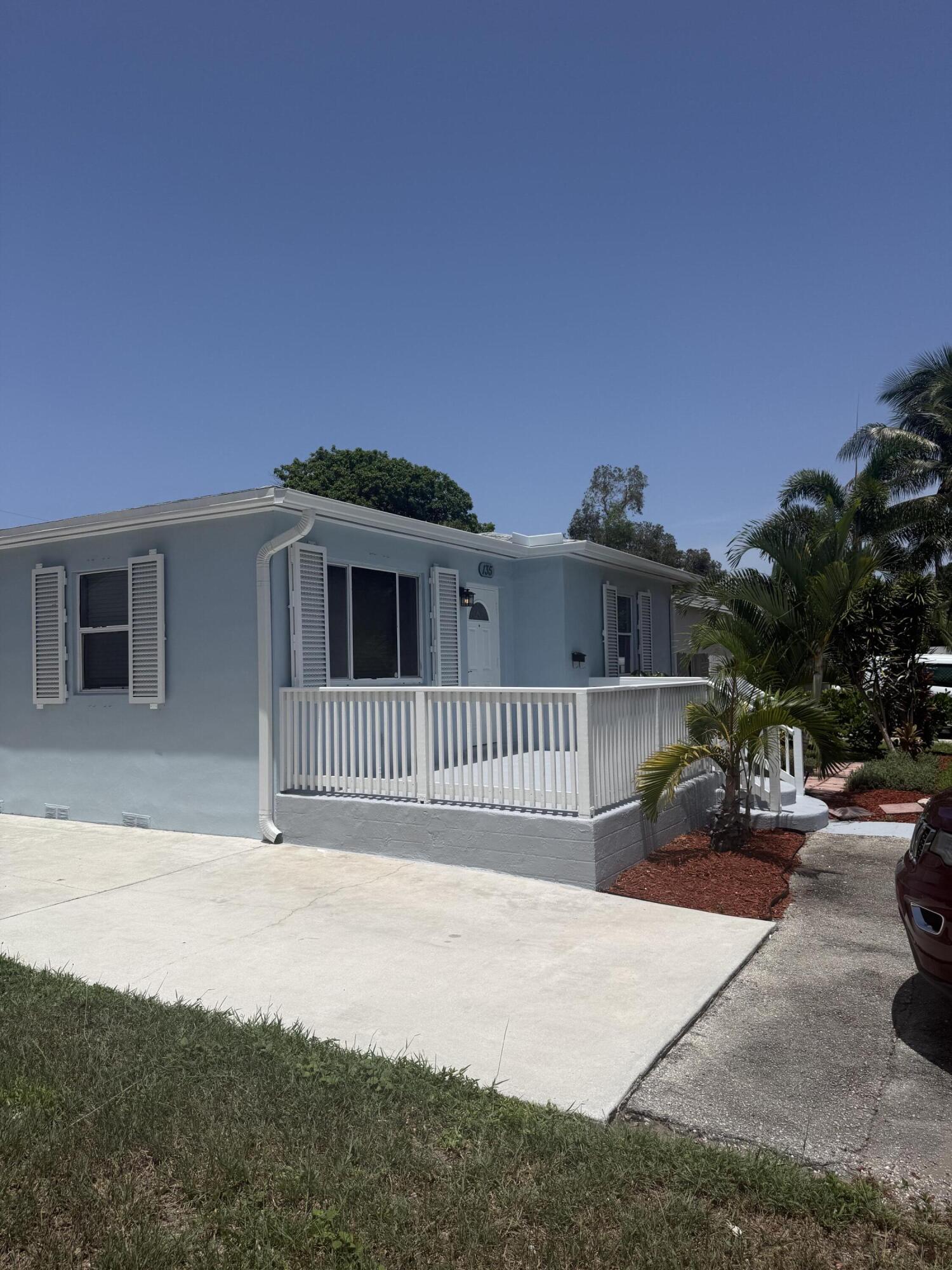 BOWERS PARK - Residential