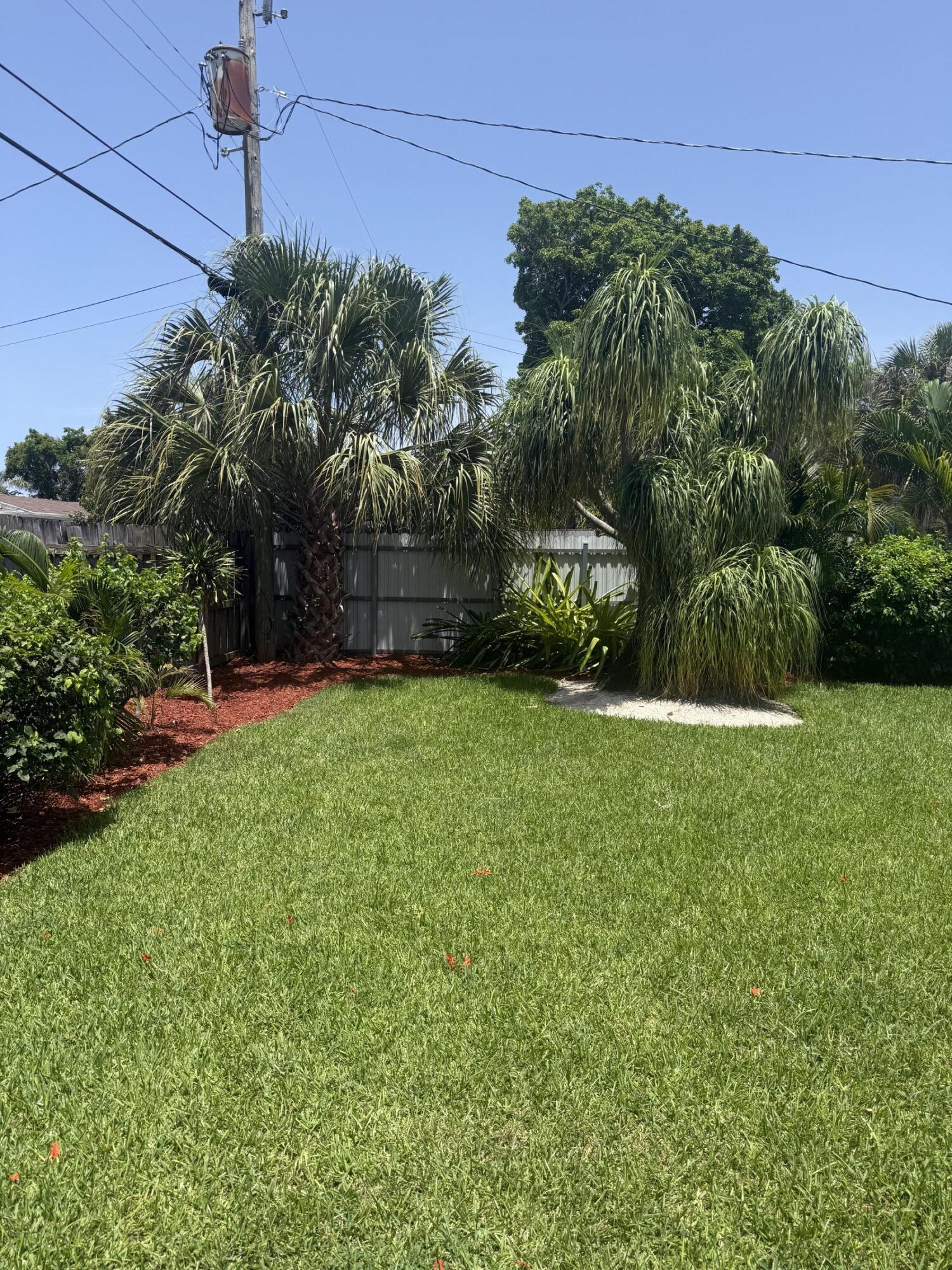 BOWERS PARK - Residential
