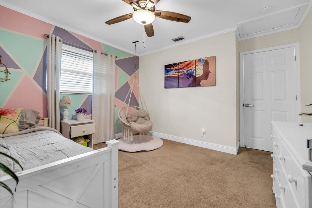 GREENVIEW SHORES 1 OF WELLINGTON - Residential