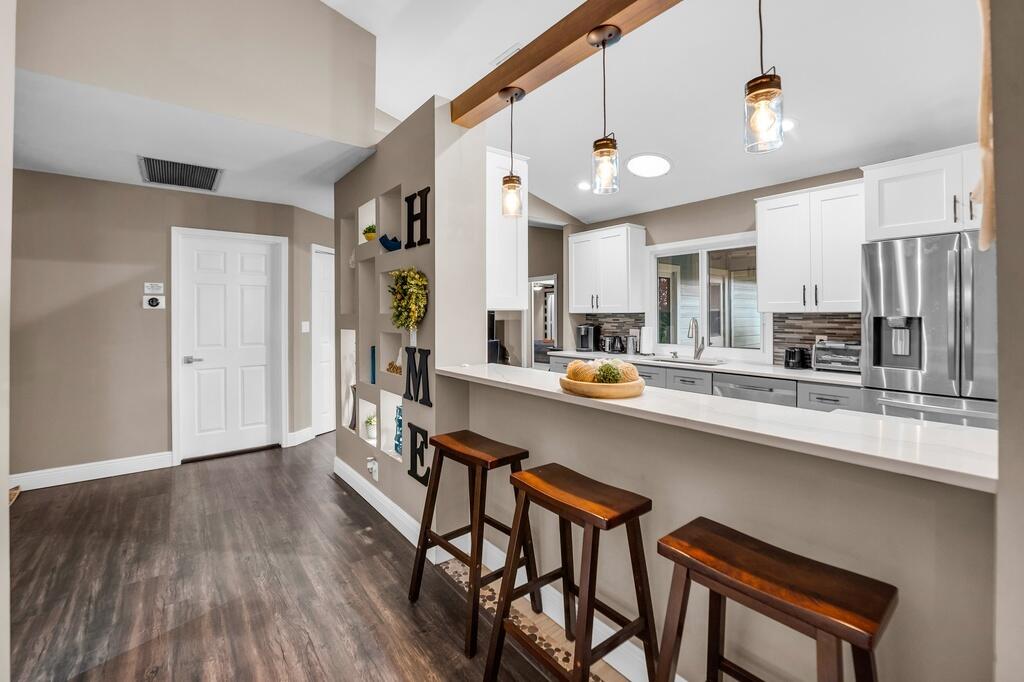 GREENVIEW SHORES 1 OF WELLINGTON - Residential