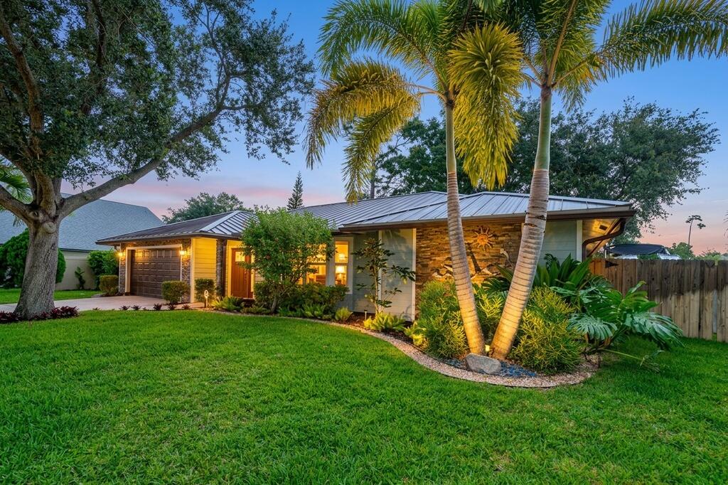 GREENVIEW SHORES 1 OF WELLINGTON - Residential