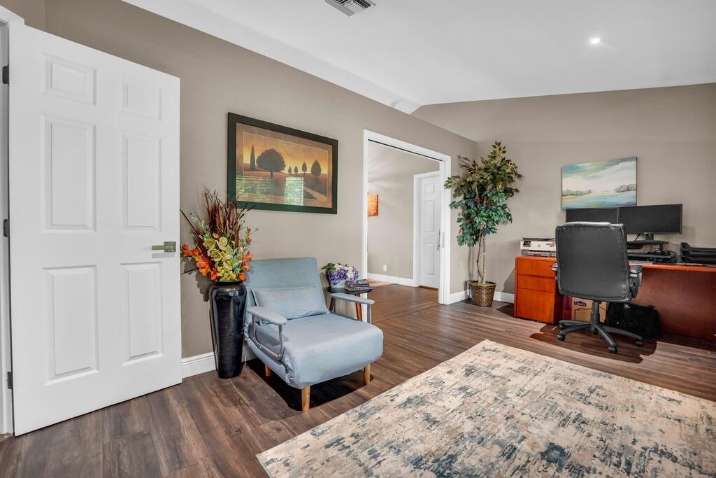 GREENVIEW SHORES 1 OF WELLINGTON - Residential