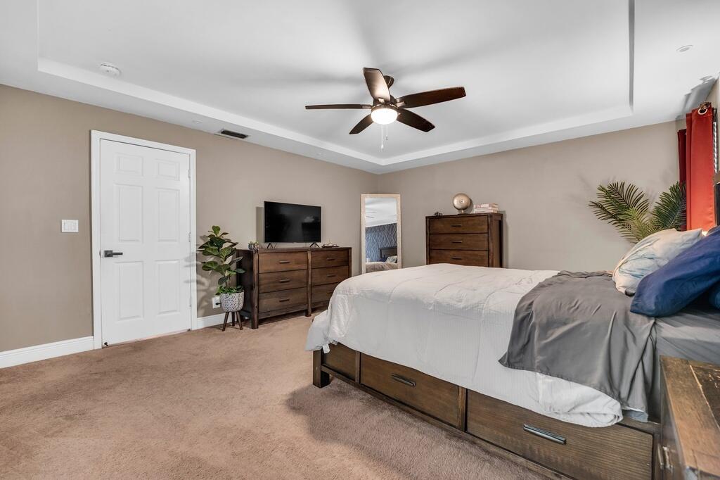 GREENVIEW SHORES 1 OF WELLINGTON - Residential