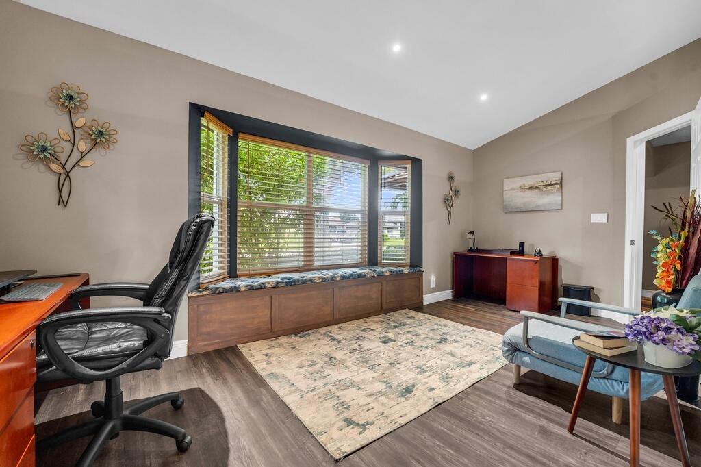 GREENVIEW SHORES 1 OF WELLINGTON - Residential