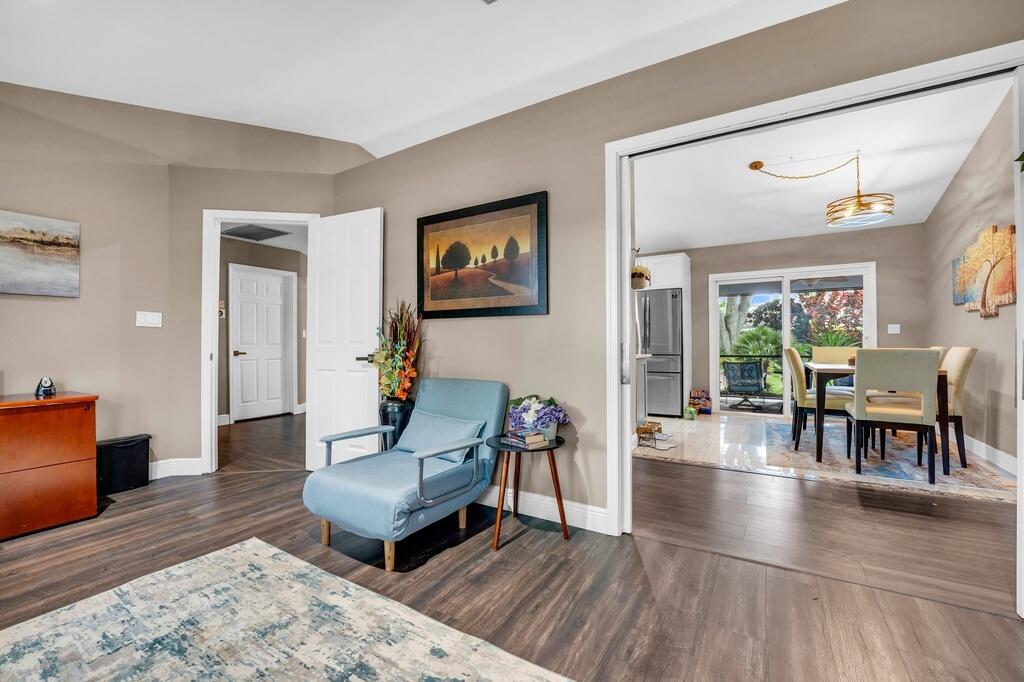 GREENVIEW SHORES 1 OF WELLINGTON - Residential