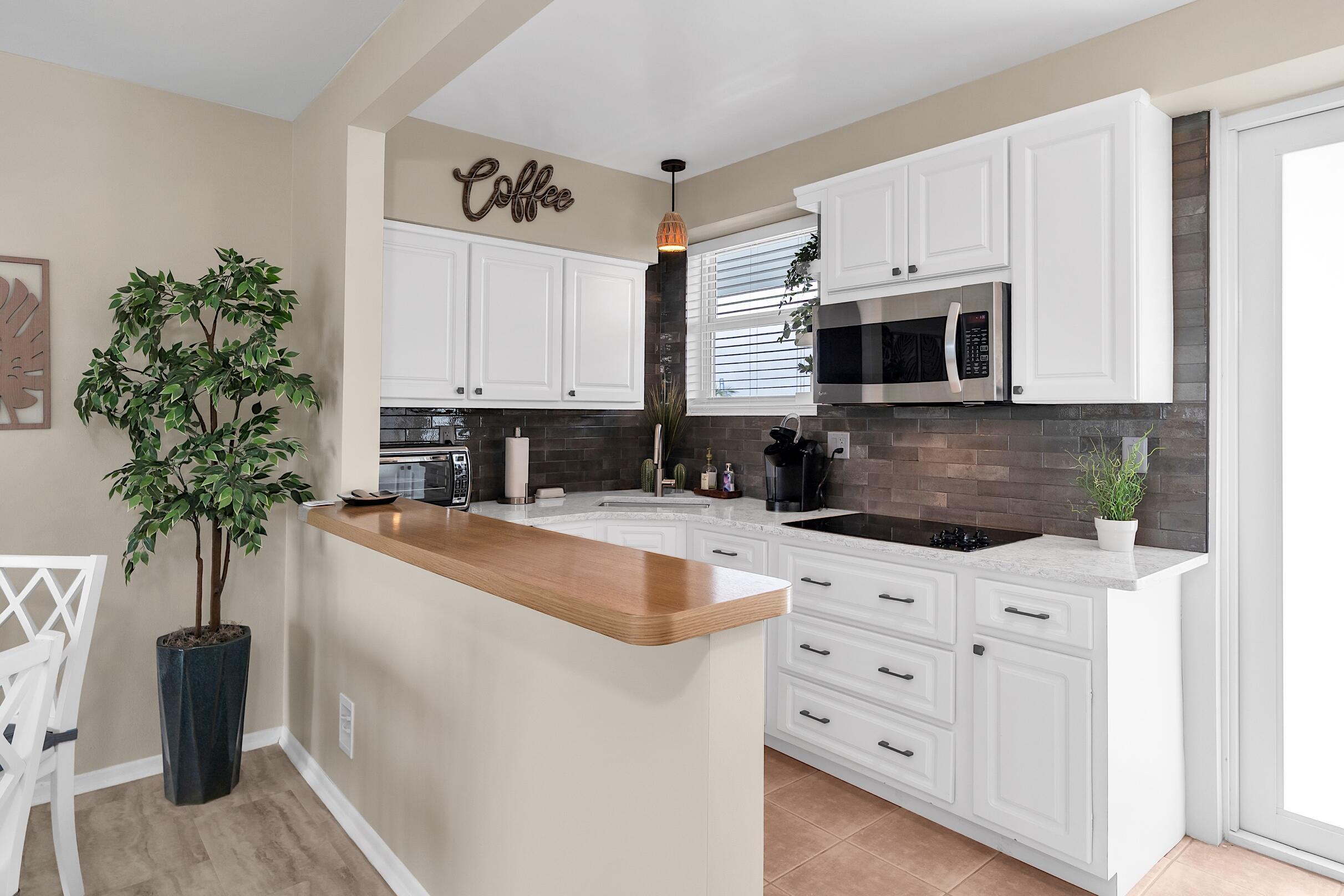 ATLANTIC TOWERS CO-OP - Residential