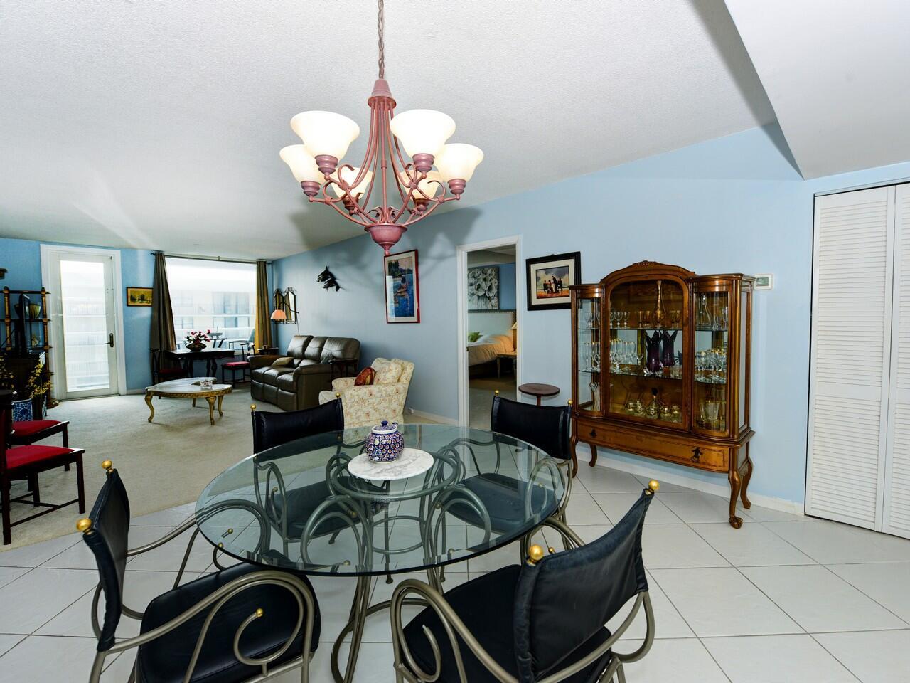 PATRICIAN OF PALM BEACH CONDO - Residential Lease