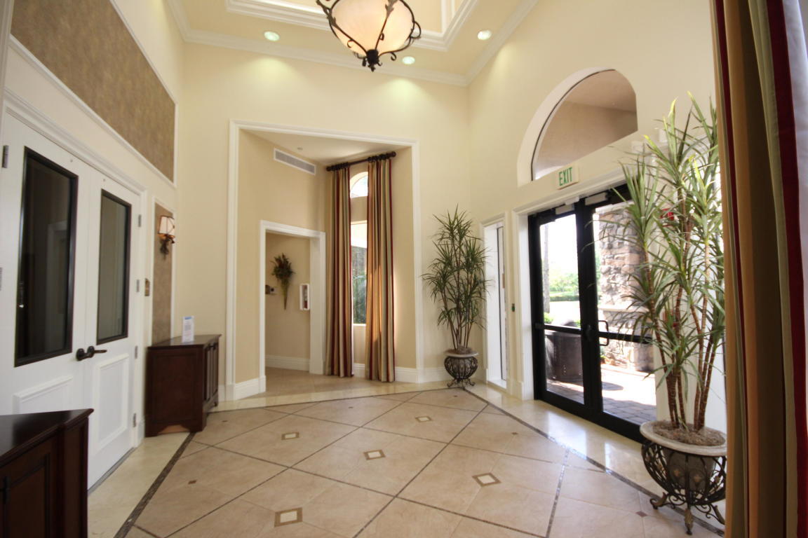 CANYON ISLES 1 - Residential Lease