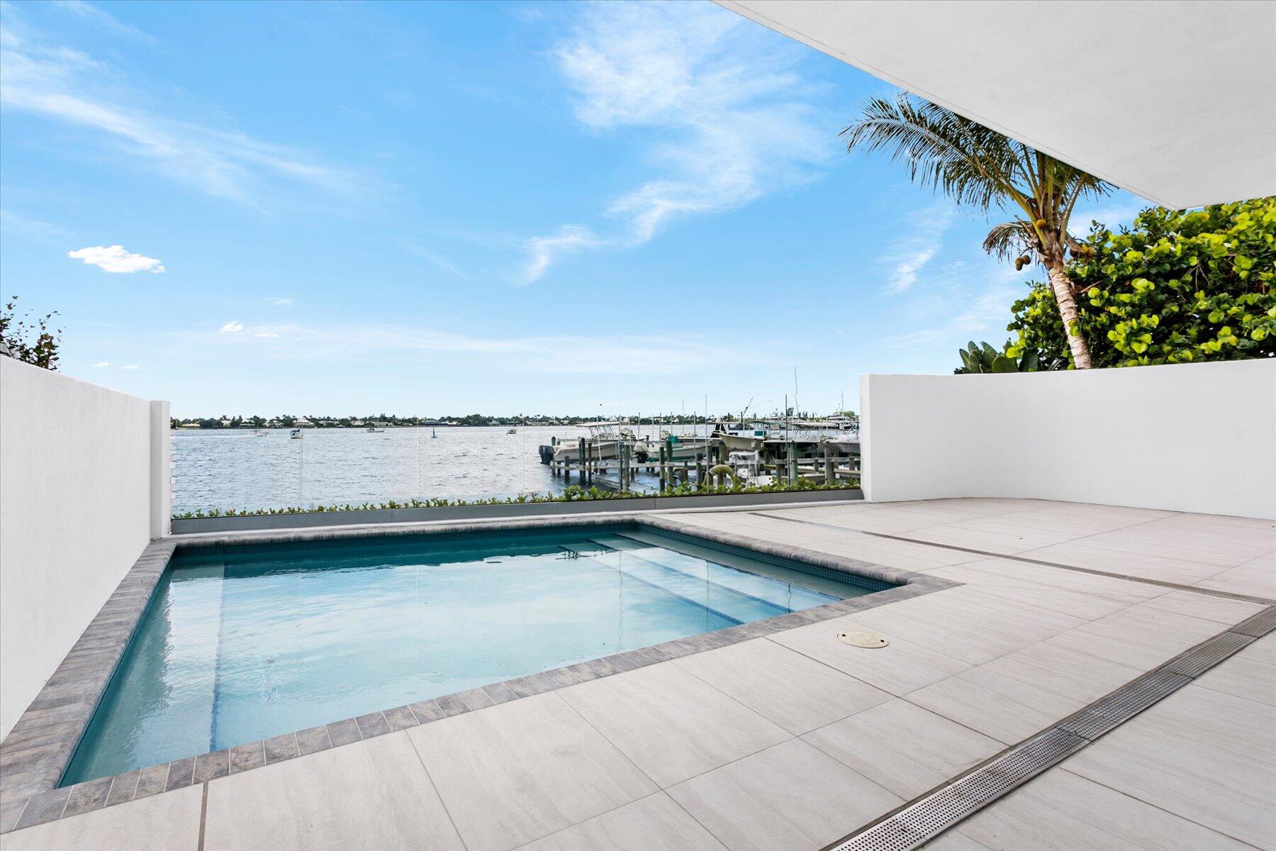 NORTH PALM BCH 1 - Residential