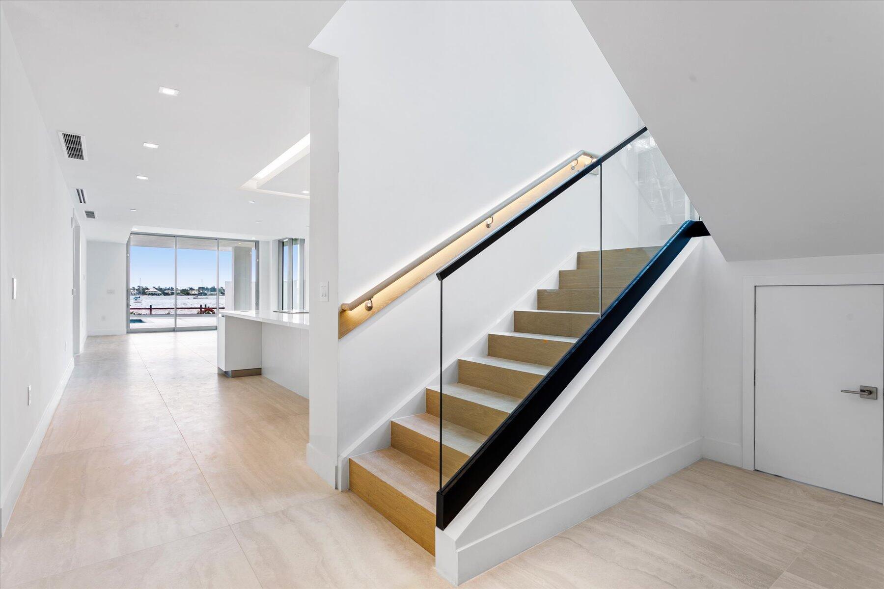 NORTH PALM BCH 1 - Residential