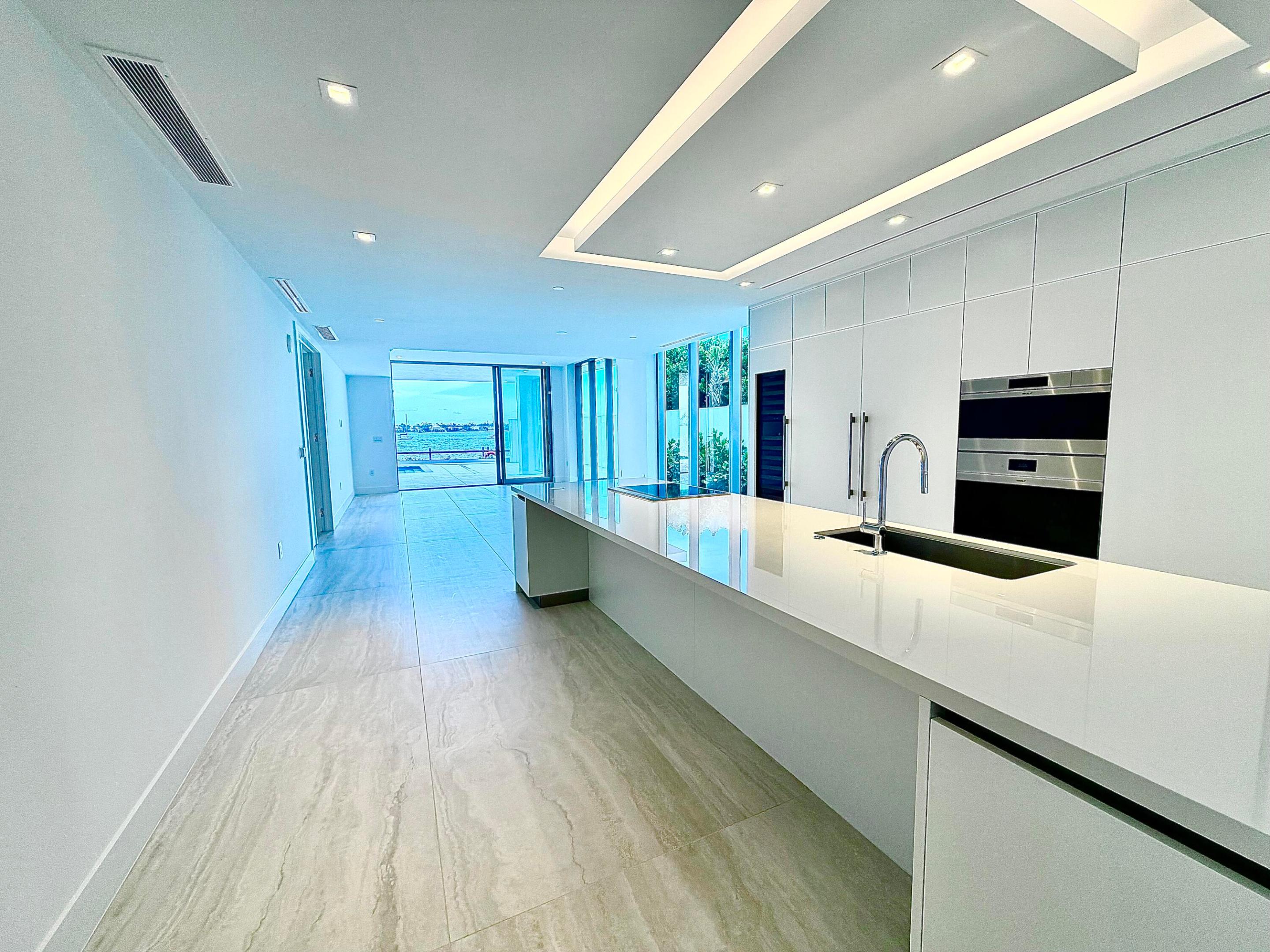 NORTH PALM BCH 1 - Residential