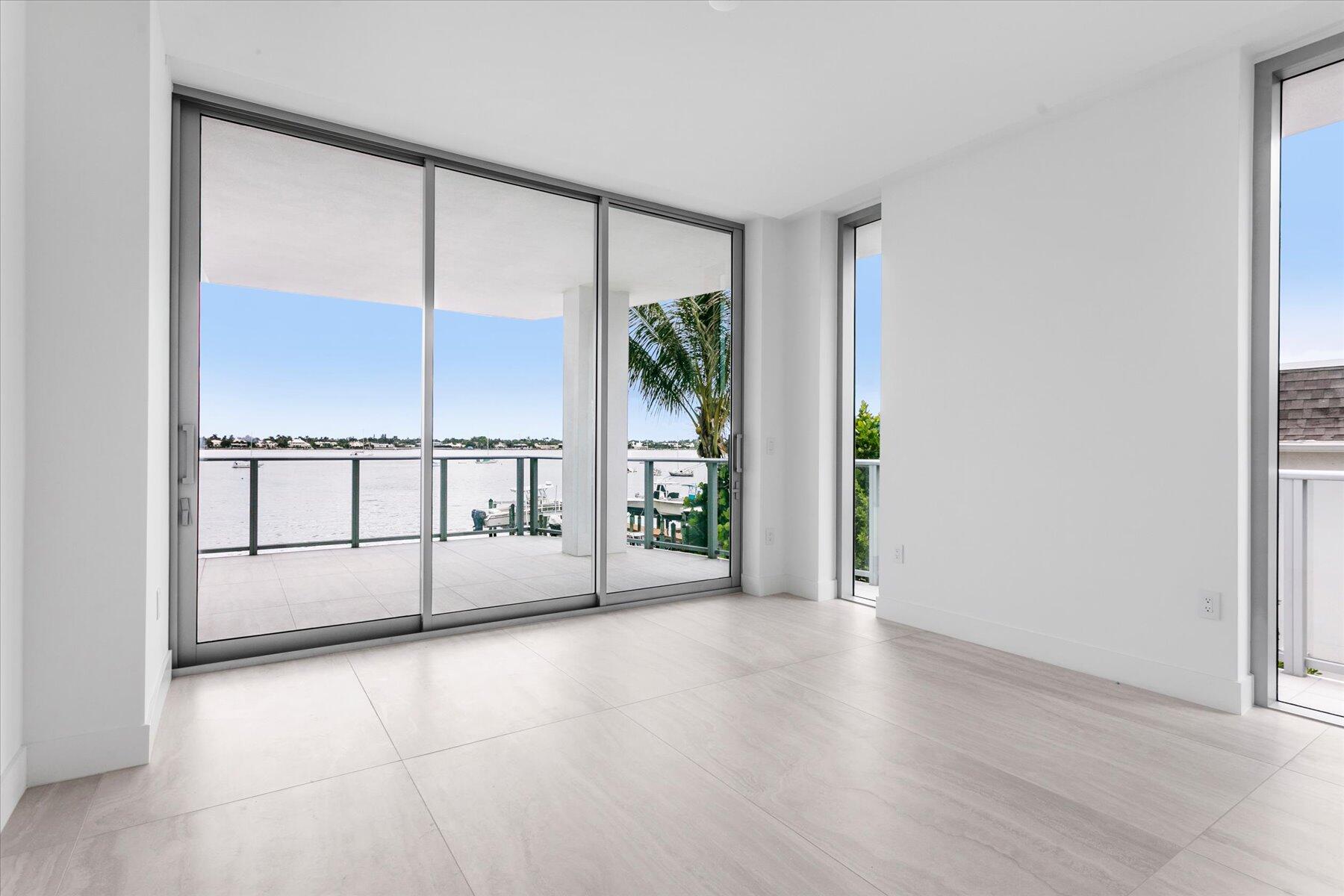 NORTH PALM BCH 1 - Residential