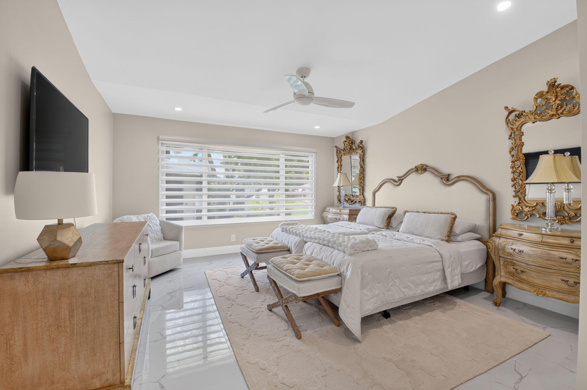 GLENEAGLES CONDO I - Residential