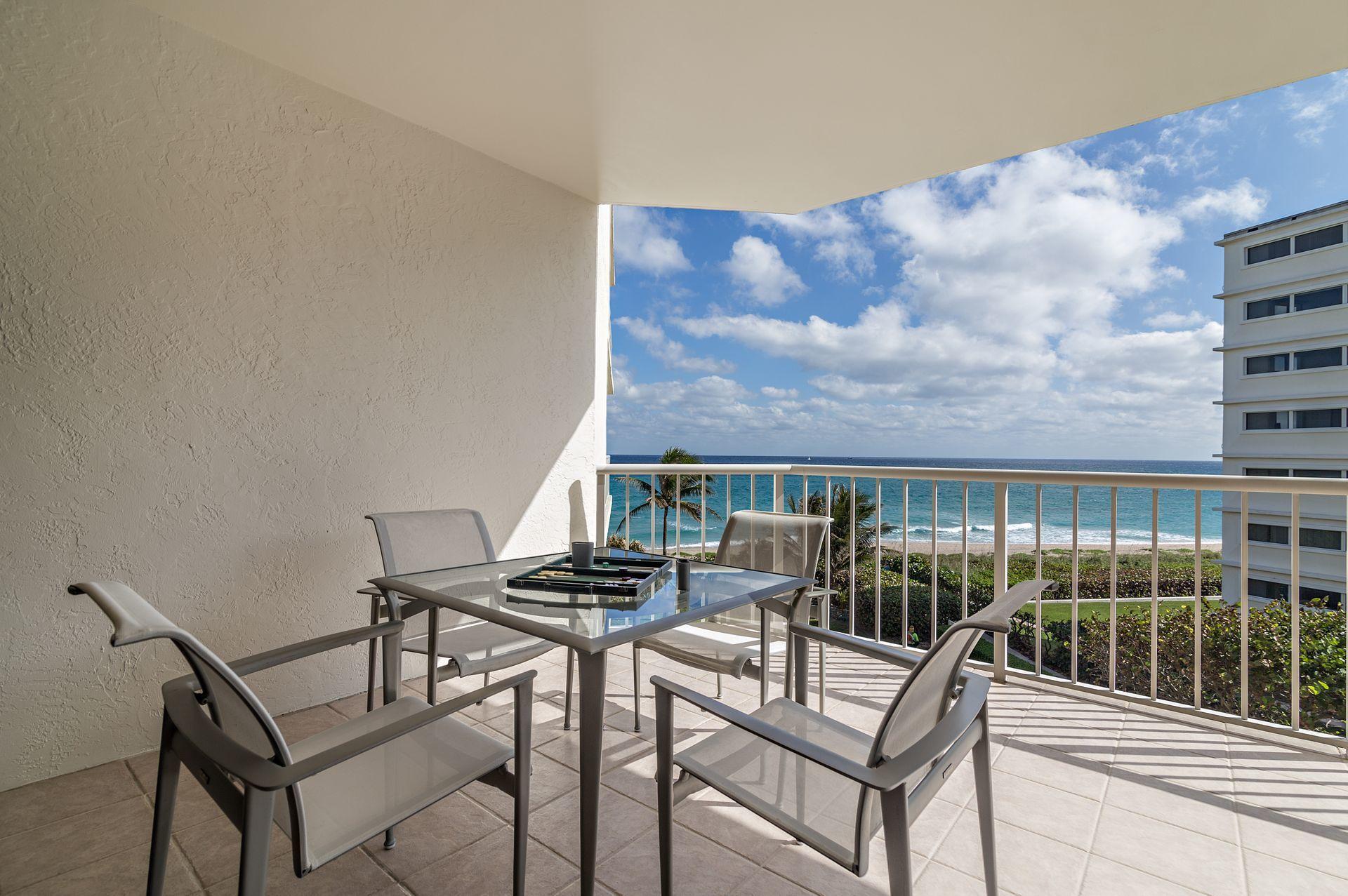 TWENTY SEVEN SEVENTY SOUTH OCEAN BLVD - Residential