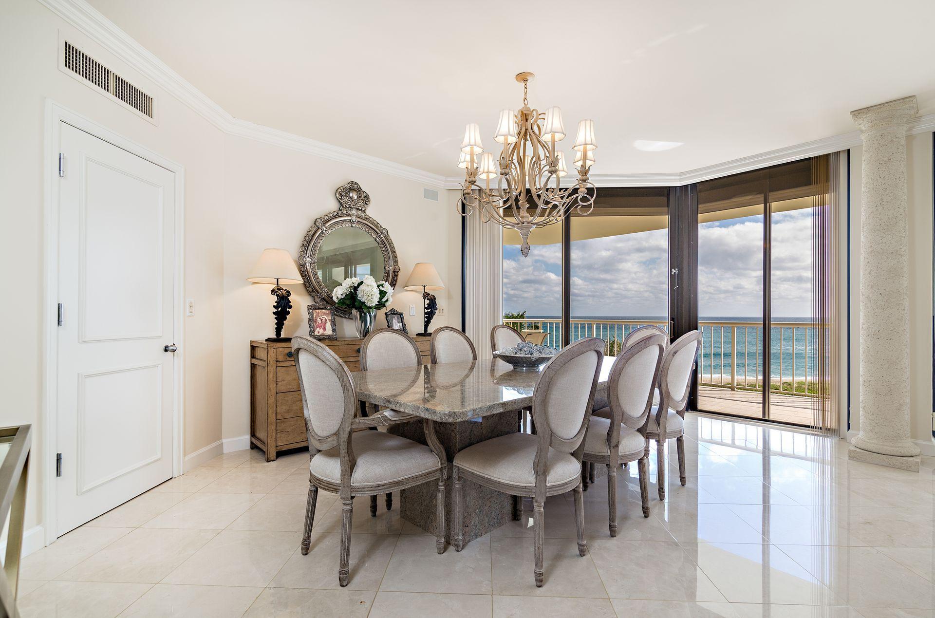 TWENTY SEVEN SEVENTY SOUTH OCEAN BLVD - Residential