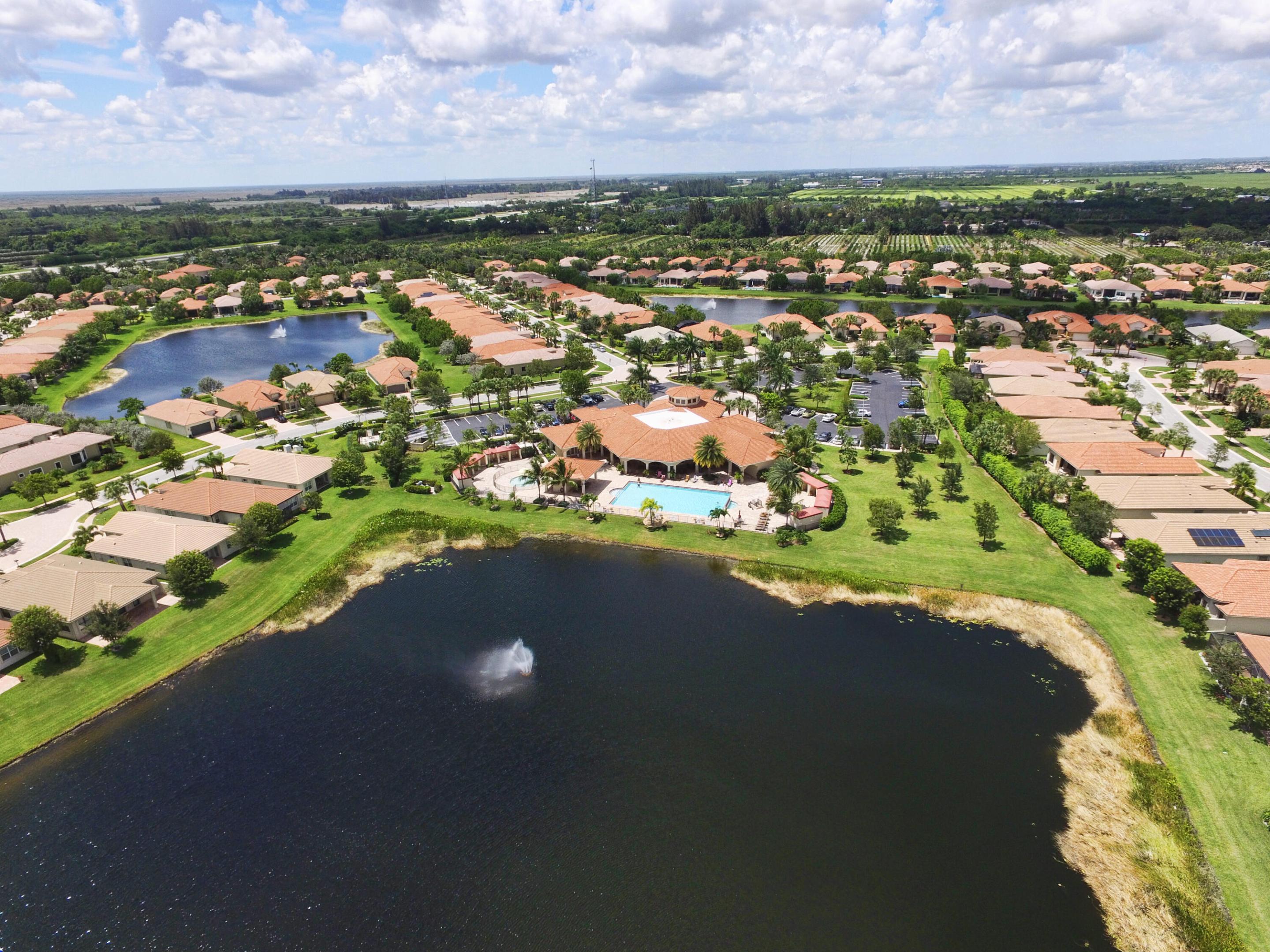 TIVOLI ISLES PUD/FOUR SEASONS AT DELRAY BEACH - Residential