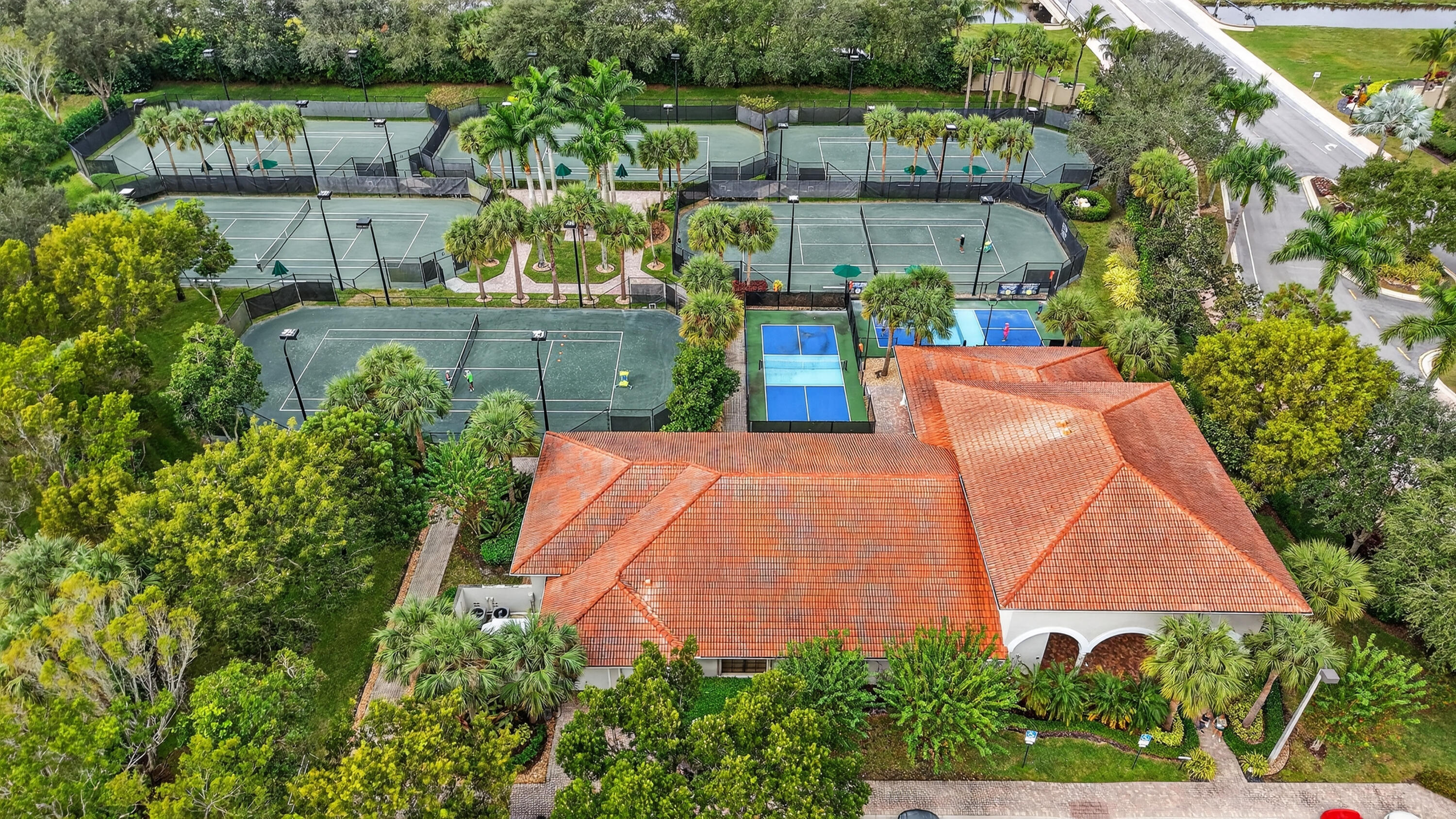 TIVOLI ISLES PUD/FOUR SEASONS AT DELRAY BEACH - Residential
