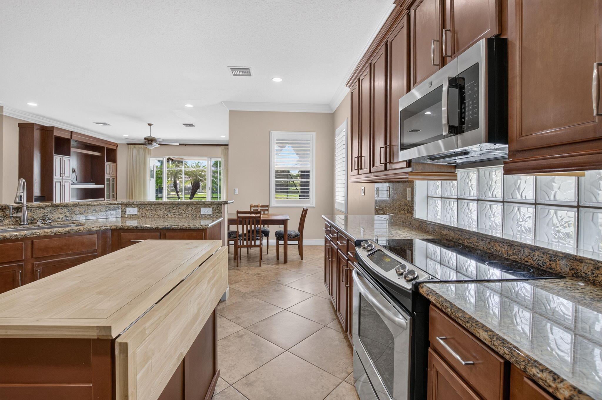 TIVOLI ISLES PUD/FOUR SEASONS AT DELRAY BEACH - Residential