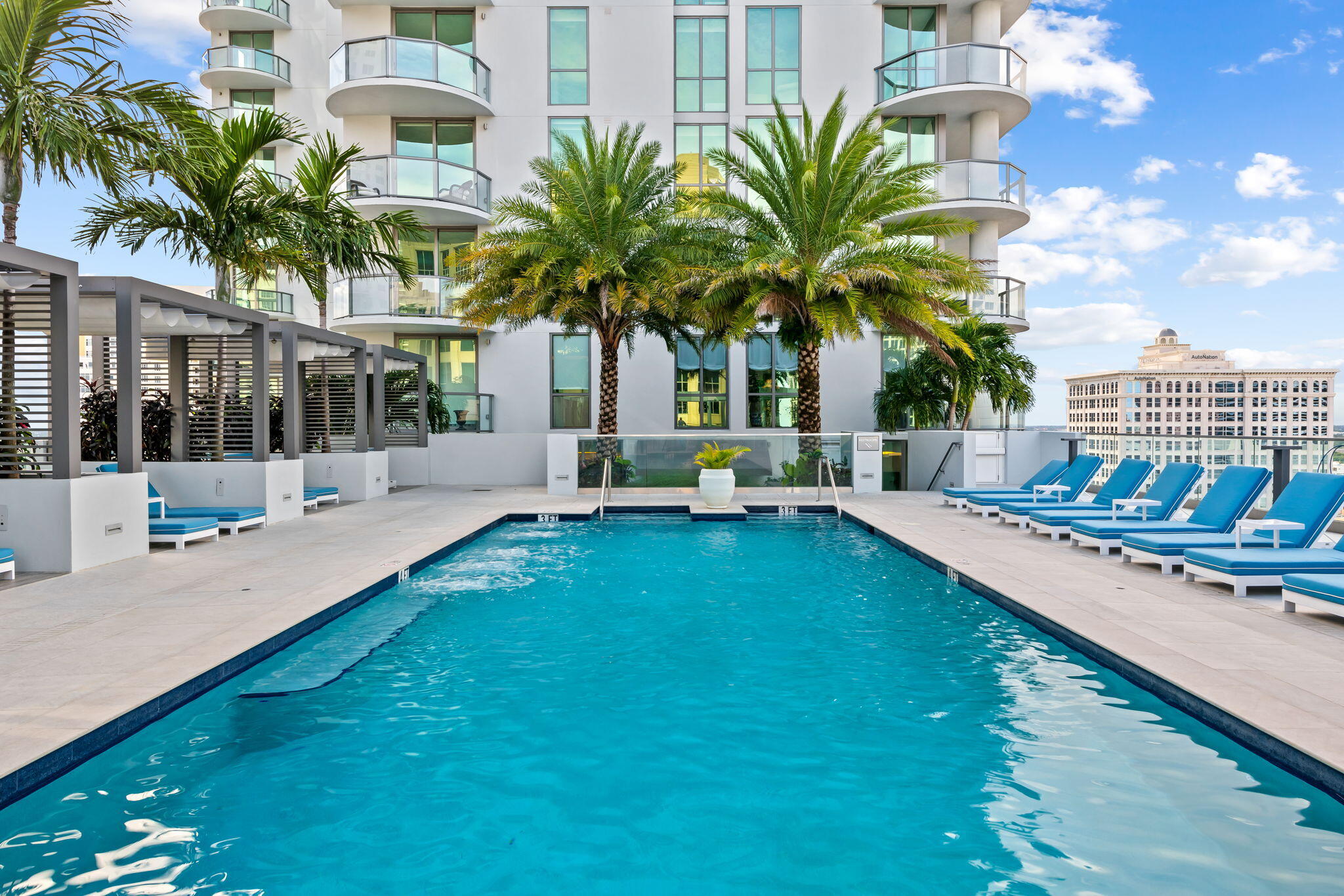 100 LAS OLAS CONDO - Residential