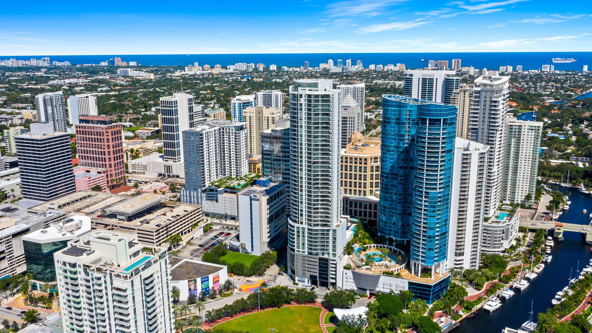 100 LAS OLAS CONDO - Residential
