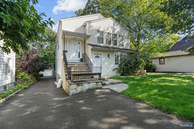 Who says you can't have it all in a rental? Welcome to this beautiful, newly renovated three bedroom, 2 bathroom apartment in the desirable town of Ridgewood. This unit has an updated kitchen, two gut renovated bathrooms, freshly done hardwood floors. Aside from 3 spacious bedrooms, this unit has a finished basement with high ceilings making it perfect for a home office or guest room. The private back yard, single car garage and extra parking space makes this the perfect apartment. Don't miss out and schedule your showing today.