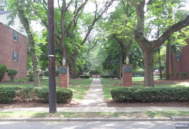 DON'T MISS THIS OPPORTUNITY TO LIVE IN A BRIGHT AND SPACIOUS ONE BEDROOM UNIT IN THE MARBOROUGH CO-OP COMPLEX FACING A SERENE COURTYARD. THIS NICELY MAINTAINED UNIT FEATURES NEWER WOOD FLOORS THROUGHOUT, GOOD SIZE KITCHEN AND ABUNDANCE OF TALL, ROOMY CLOSETS FOR EXTRA STORAGE. UNIT IS NEWLY PAINTED. CO-OP PROVIDES A LARGE PARKING LOT ONLY A STEPS AWAY AND IF NEEDED, A GARAGE SPACE MAY BE AVAILABLE FOR $100 PER MONTH. LAUNDRY ROOM IS LOCATED IN THE ADJACENT BUILDINGS. TENAFLY OFFERS TOP RATED SCHOOLS, GREAT RESTAURANTS, MOVIE THEATER, HOUSES OF WORSHIP AND NYC BUS NOT TO FAR FROM THE COMPLEX. GAS AND WATER INCLUDED IN THE RENT AND TENANT PAYS FOR ELECTRICITY AND INTERNET. LANDLORD REQUIRES CREDIT CHECK THRU NTN($25). ONCE ACCEPTED BY LL, TENANT APPLIES WITH CO-OP RQUIRING A NON-REFUNDABLE APP FEE OF $125 AND ONE TIME MOVE IN FEE OF $250(REFUNDABLE IF NOT APPROVED) PLUS 3 YRS OF INCOME TAX RETURN AND PROOF OF INCOME. BOARD INTERVIEW IS REQUIRED AND APPROVAL MUST BE OBTAINED TO RENT.