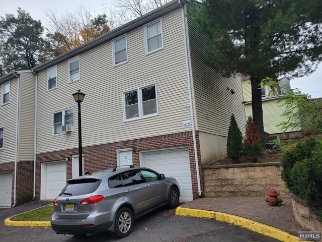 his is a well-kept two bedrooms townhouse with one and haft bath plus attach garage. Close to transportation, Shopping Center and school. Third party approval. Property sold as is condition. Buyer responsible for certificate of occupancy.