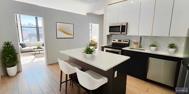 Welcome home to this large sized 1 bedroom apartment in a great part of town. This beautiful unit boasts tall ceilings and gorgeous finishes throughout. The open-concept kitchen is equipped with top-of-the-line appliances, ample counter space, and plenty of storage. The apt also features a full custom bathroom. It is ideally located near all shops, restaurants, and transportation. This is what you've been looking for. Call and schedule a private tour today!