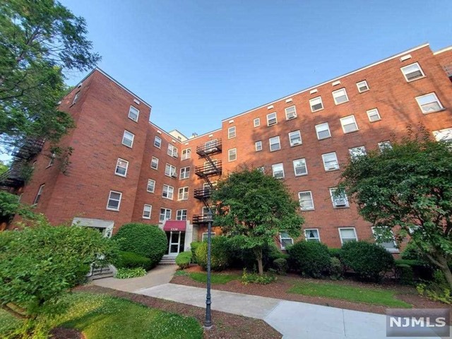 Short Sale; Strictly As-Is. Clean well maintained 2 bedroom/1 bath in elevator building near Linwood Plaza. Park like setting with lots of trees. Ample closet/storage space. Heat, hot and cold water included. Owners electric and cooking gas only. NYC buses right there and just minutes from GWB. Also a Turnpike Express Bus to Port Authority 42nd St. Supermarket, CVS, bank and diner two blocks away. Fort Lee Resident permit parking is available on street. Unit does not have a deeded garage or space but they are periodically sold or leased by other units owners. Sale is subject to Seller's Lender's Approval.