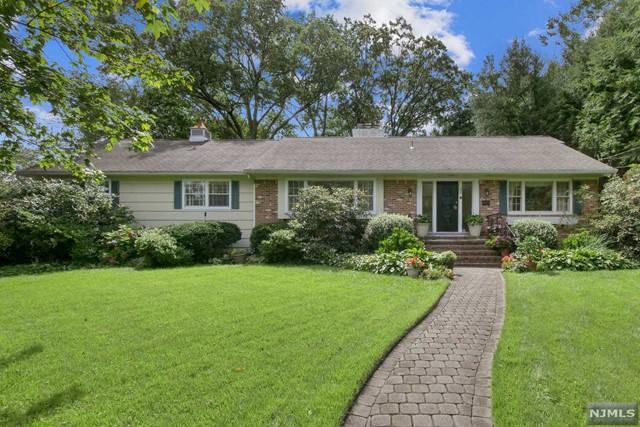 Welcome to this meticulously maintained, sprawling Roughgarden ranch set on a beautiful private park-like setting in the desirable Gold Coast area of Glen Rock. Once inside, the sun drenched 3 BR, 2.2 bath home offers a classic floor plan including FLR, DR, FR and lovely sunroom/office. The fabulous custom kitchen w/sub zero fridge, Thermador range, granite counters and center island looks out to nature's paradise. The oversized bedrooms include a Master bedroom suite with full bath & walk in closet. A full finished walkout basement, addtl office/bonus room, family room, powder rm, & access to a 3 car garage sure to provide tons of entertainment. Available for short term rental only, pets will be considered, tenant responsible for lawn care, snow removal, utilities and first $150 of minor repairs.