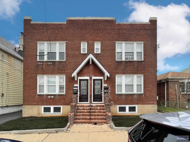 Sun filled freshly painted 2nd floor apartment with basement storage and laundry Hook-Ups. 2 Bedrooms with 1 full Bath, hardwood flooring, spacious kitchen, large walk in closet. Walking distance to public transportation and all shopping. Unit comes with 2 parking spaces. Tenant pays 1 month brokers fee.