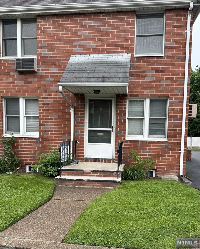 Spacious duplex located in a private residential complex. 1st Floor offers a spacious living room, dining room with large closet, One (1) half bath & kitchen. 2nd floor offers Three (3) bedrooms & One (1) full bath. Hardwood floors throughout. Basement with washer/dryer hook ups and additional storage. One (1) Parking space included. Close to major NYC/NJ highways and walking distance to NJ transit bus services. Come see it before its gone!