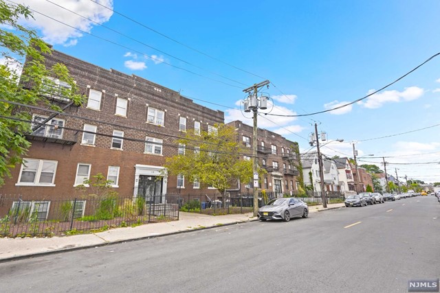 Welcome to a well maintained building with great apartments with affordable pricing! Apartment G1 is located in the basement level next to the laundry facility which makes doing laundry easier than ever. The building is in close proximity to buses to NYC and minutes away from US Interstate - 280 Highway, very convenient for commuters. 16 Irving St is also walking distance to local shops, restaurants and houses of worship. Applicants must fill out landlord specific application and also fill out NAR application along with NTN report. Text me with any questions I'd be happy to help!